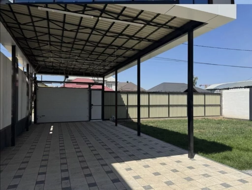 6 комнат и более, 250 м², 5 соток, Бишкек, Алтын-ордо ж/м Собственник