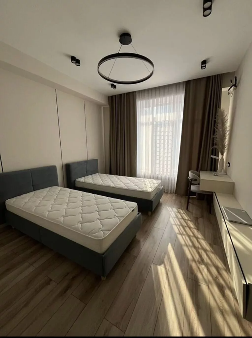 3 комнаты, 75 м², Асанбай мкр 6 этаж, Дизайнерский ремонт