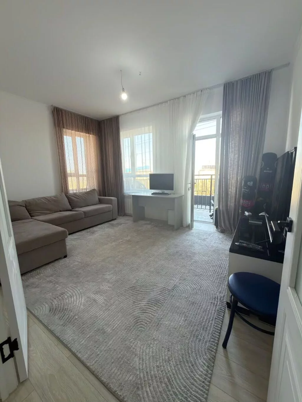 2 комнаты, 61 м², Ала-Арча ж/м Элитка, 2 этаж, Евроремонт