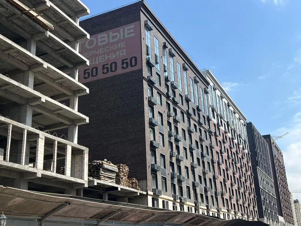 Строится, Элитка, Студия, 130 м²