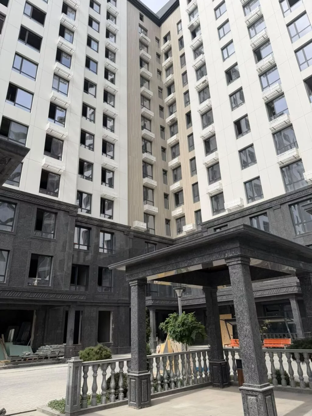 1 комната, 54 м², БГУ Элитка, 4 этаж, ПСО (под самоотделку)