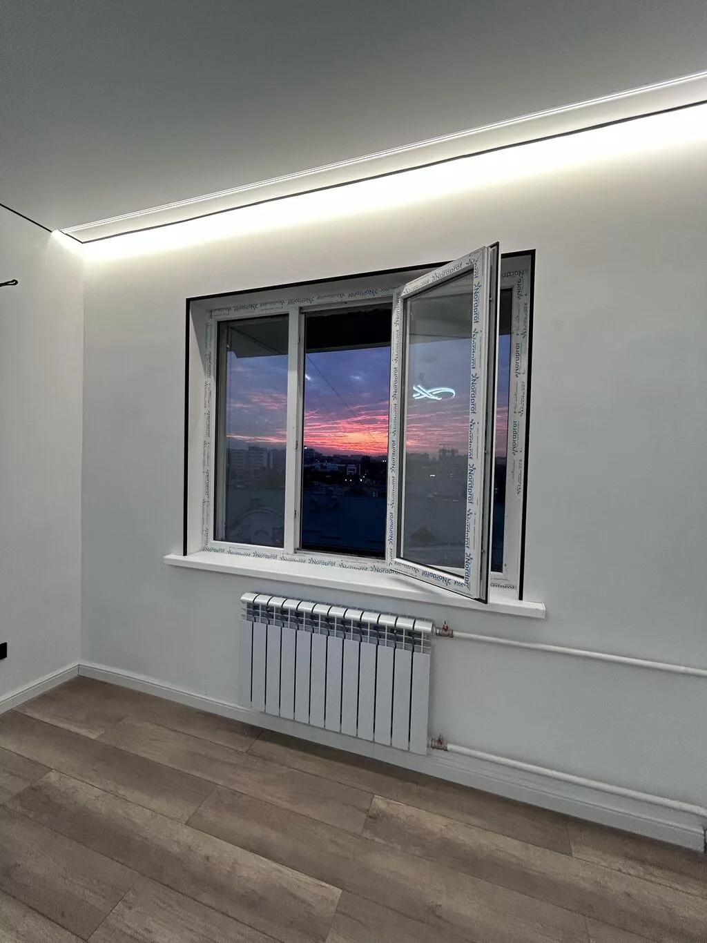 2 комнаты, 61 м², 9 мкр 106 серия, 8 этаж, Евроремонт