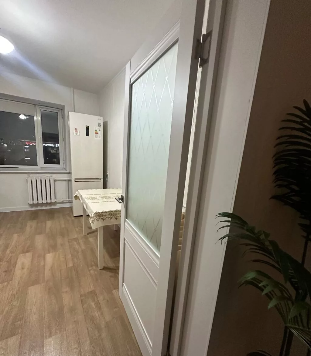 1 комната, Кара-Жыгач ж/м С подселением