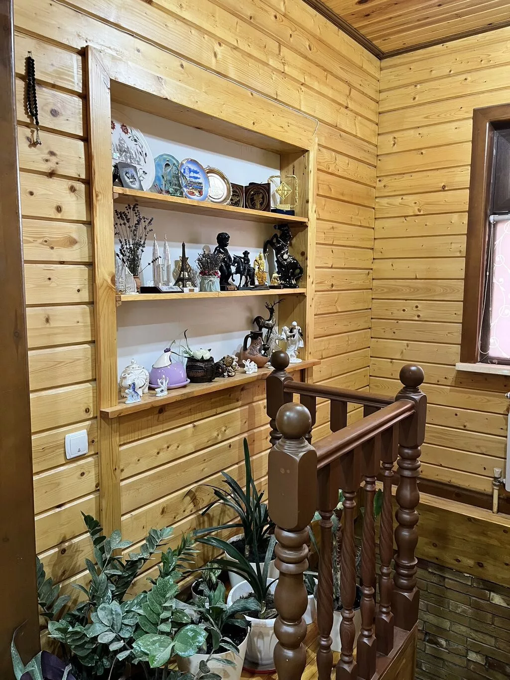 6 комнат и более, 185 м², 4 соток, Джал, Риэлтор