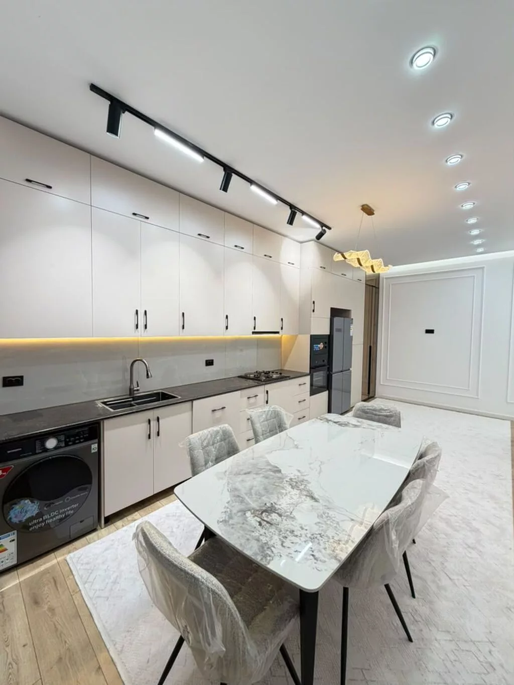 3 комнаты, 120 м², 2 соток, Бишкек, Арча-Бешик ж/м Агентство недвижимости