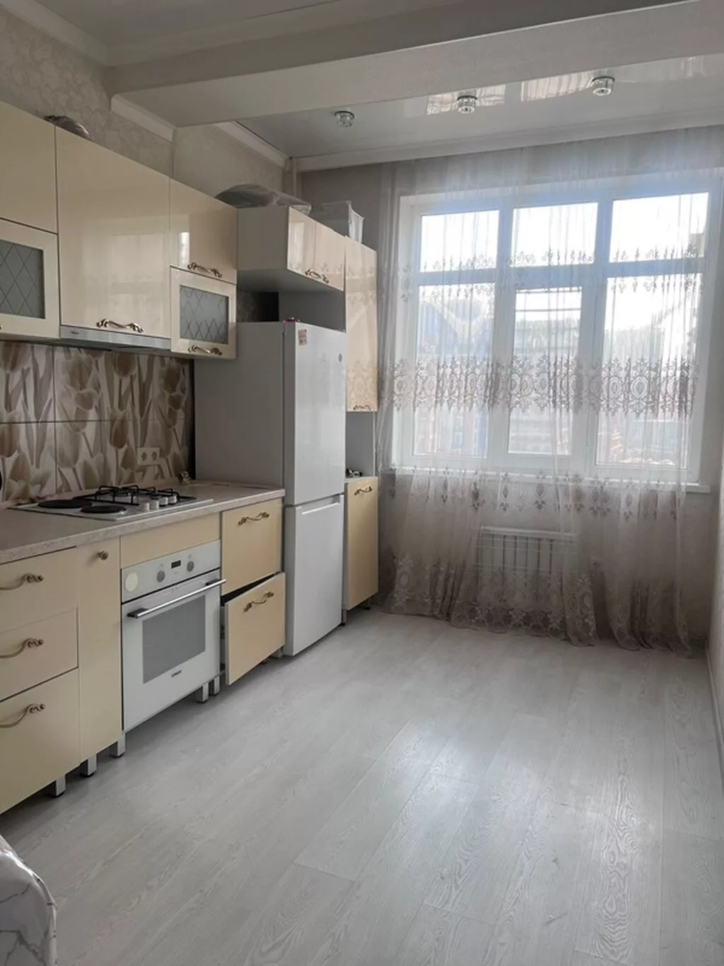 Сдается светлая 2‑комнатная квартира с отдельной кухней в южной части