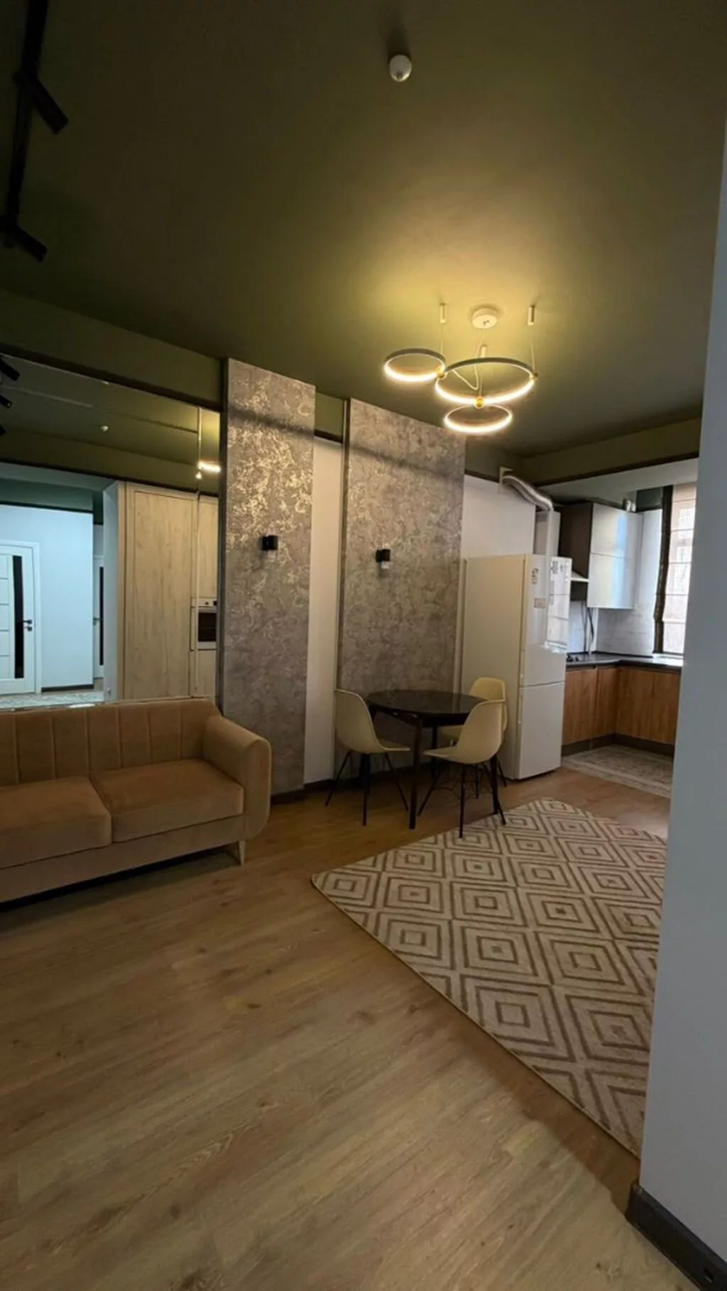 3 комнаты, 77 м², Джал-15 Элитка, 9 этаж, Евроремонт