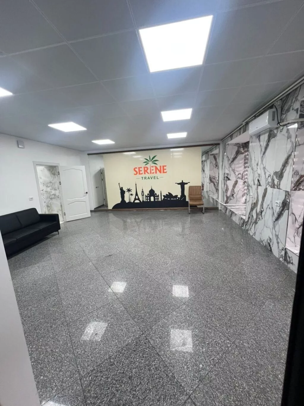 Сдаю Офис целиком: 74 м², В жилом комплексе, С ремонтом, С отдельным санузлом