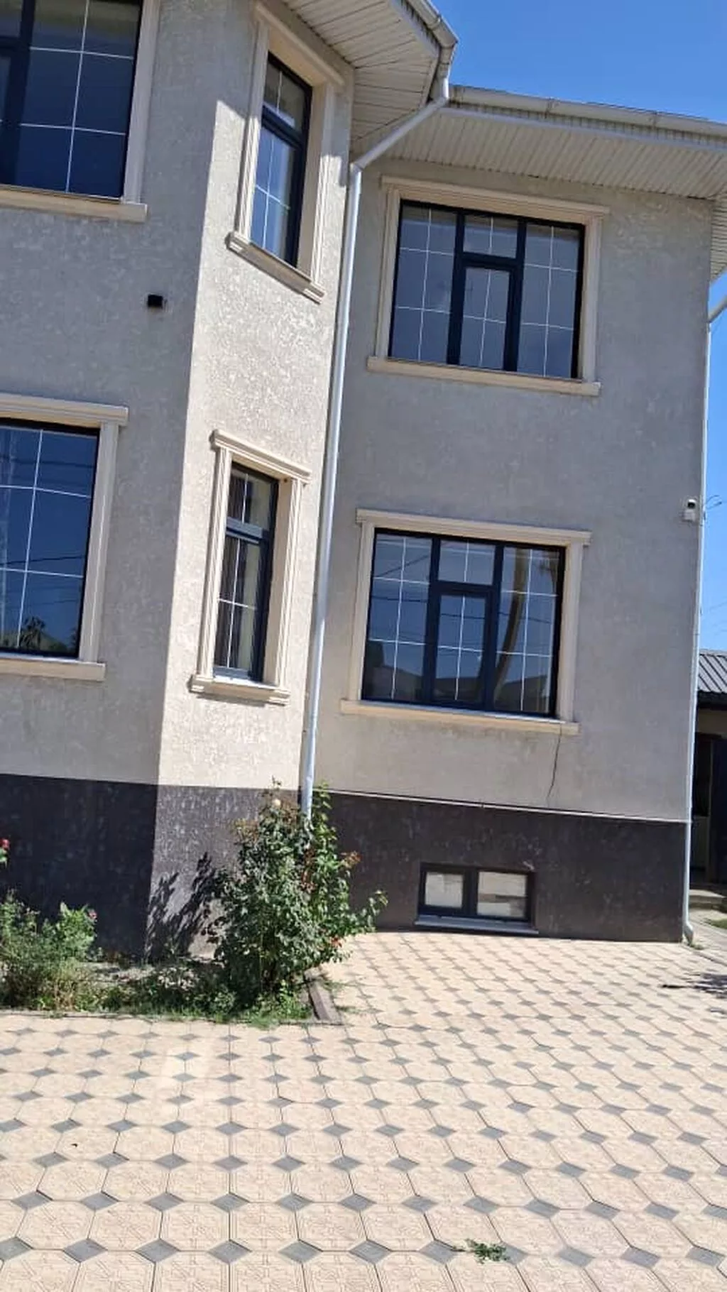 210 м², 5 комнат, Кара-Жыгач ж/м