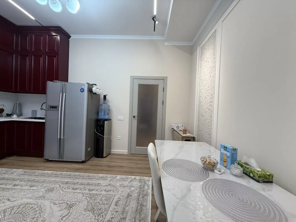 216 м², 5 комнат, Семейным