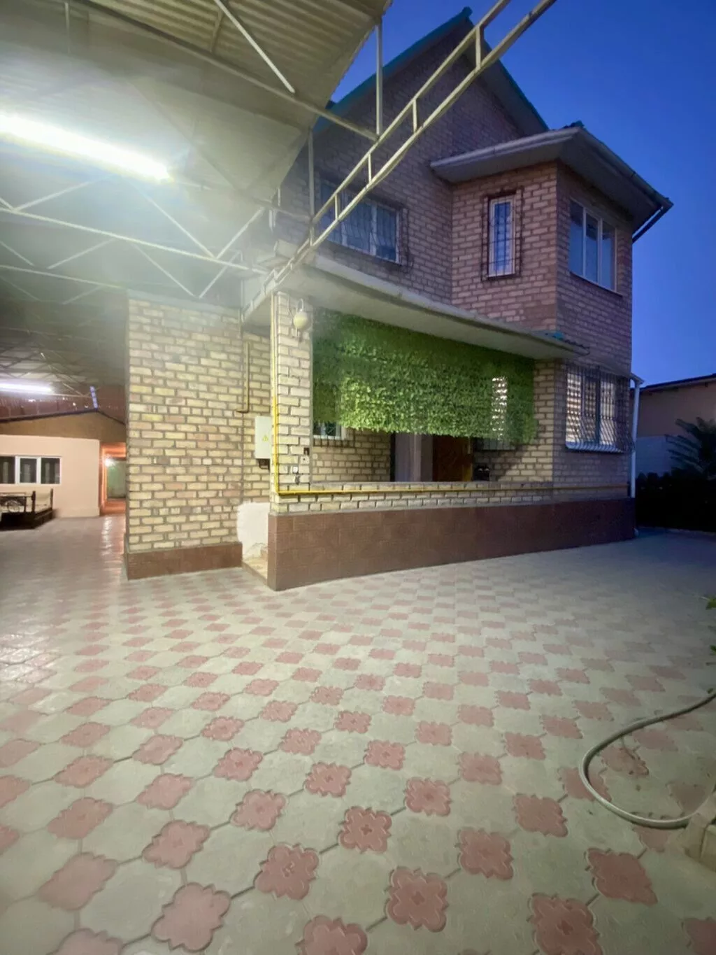 250 м², 6 комнат и более, Кара-Жыгач ж/м