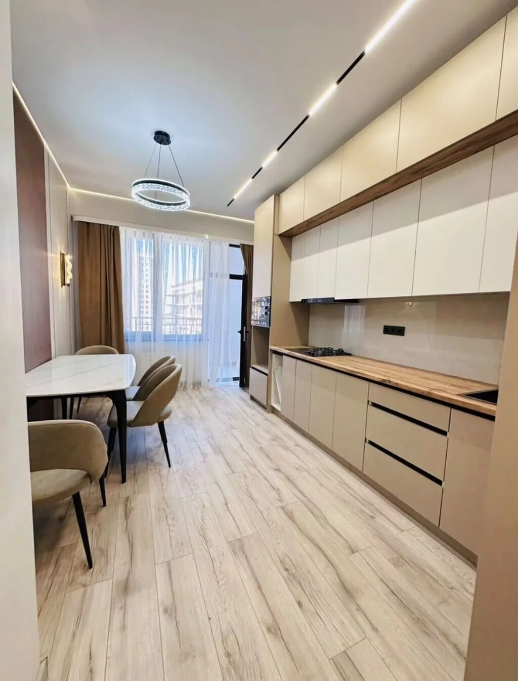 2 комнаты, 58 м², Асанбай мкр Элитка, 8 этаж, Дизайнерский ремонт