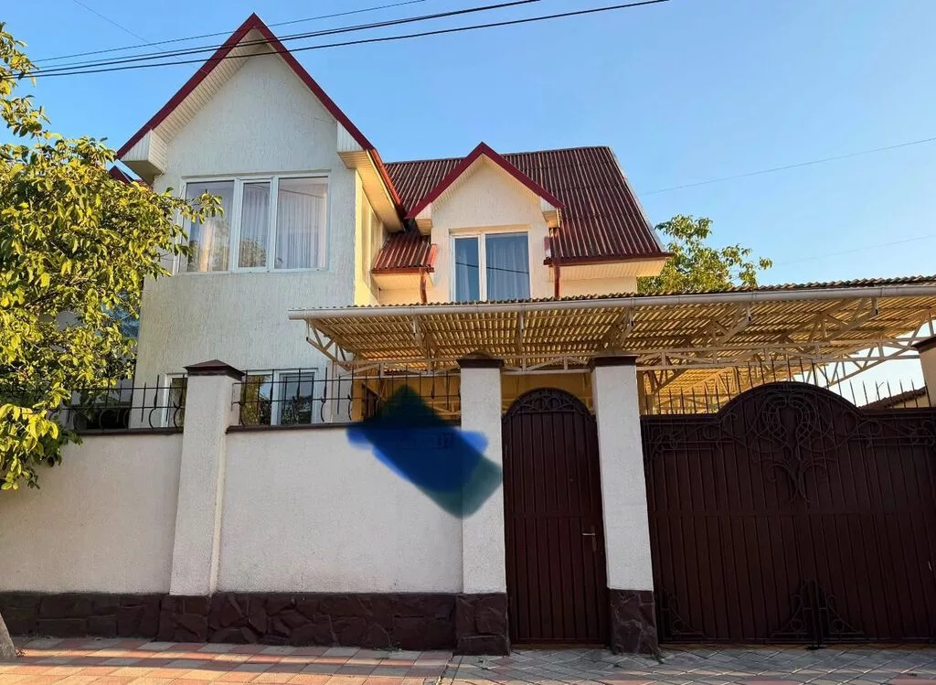 5 комнат, 210 м², 4 соток, Бишкек, 3 мкр Агентство недвижимости