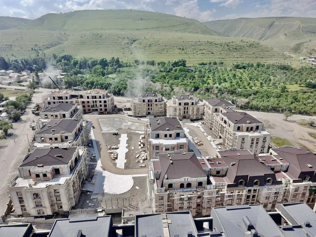3 комнаты, 118 м², АУЦА Элитка, 1 этаж, ПСО (под самоотделку)