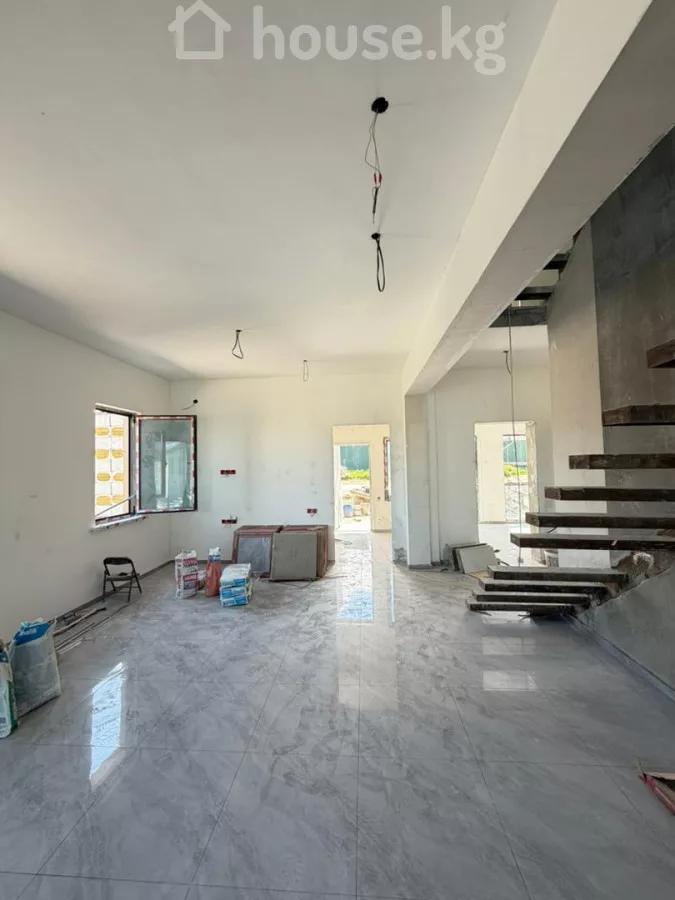 Продажа Дом, 5-комн.: город Бишкек, с. Верхний Орок — за 17 518 000 ⃀