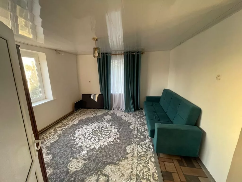 2 комнаты, 5 м², 5 соток, Восток