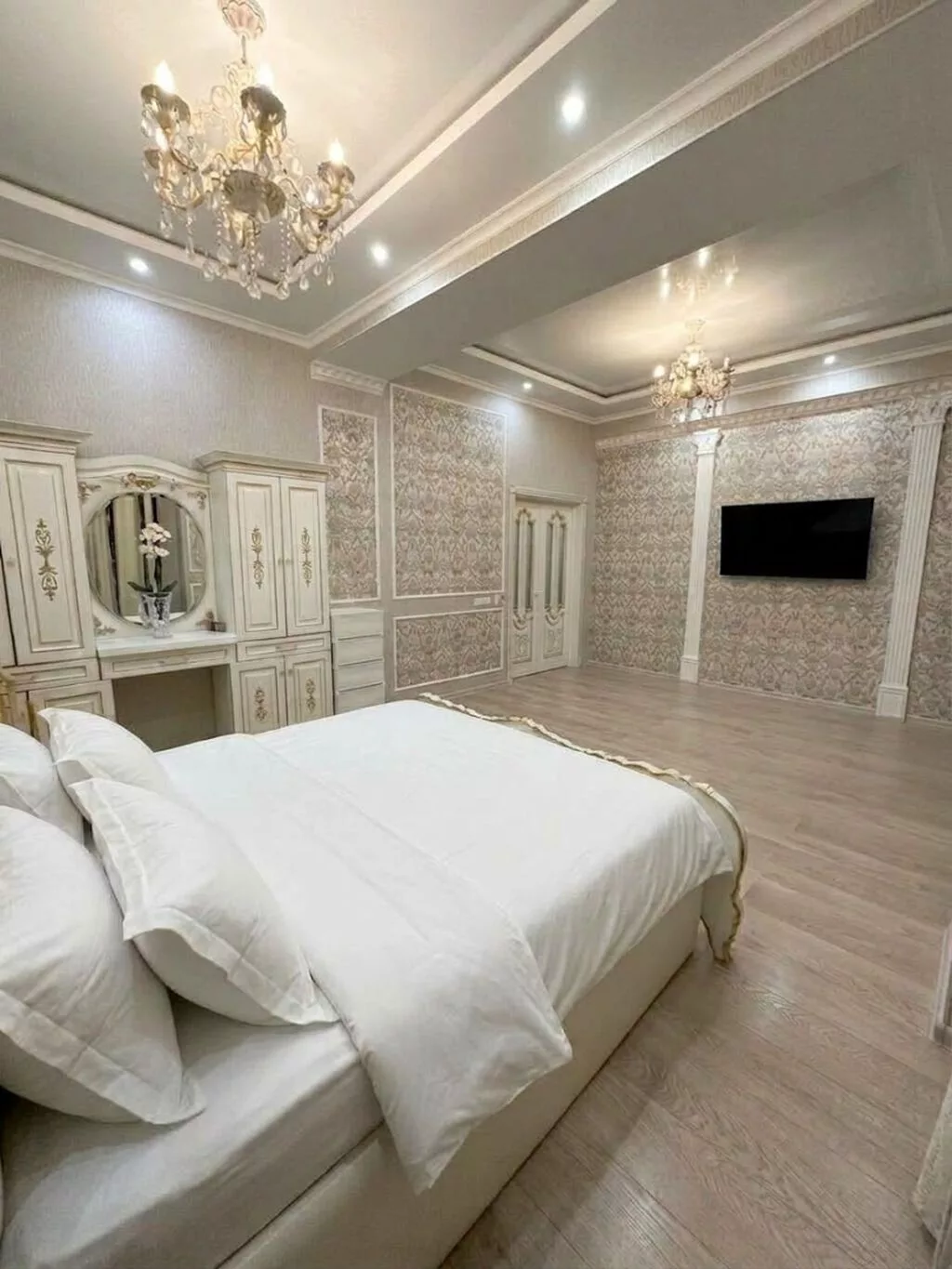 1 комната, 52 м², Золотой квадрат Элитка, 2 этаж, Дизайнерский ремонт