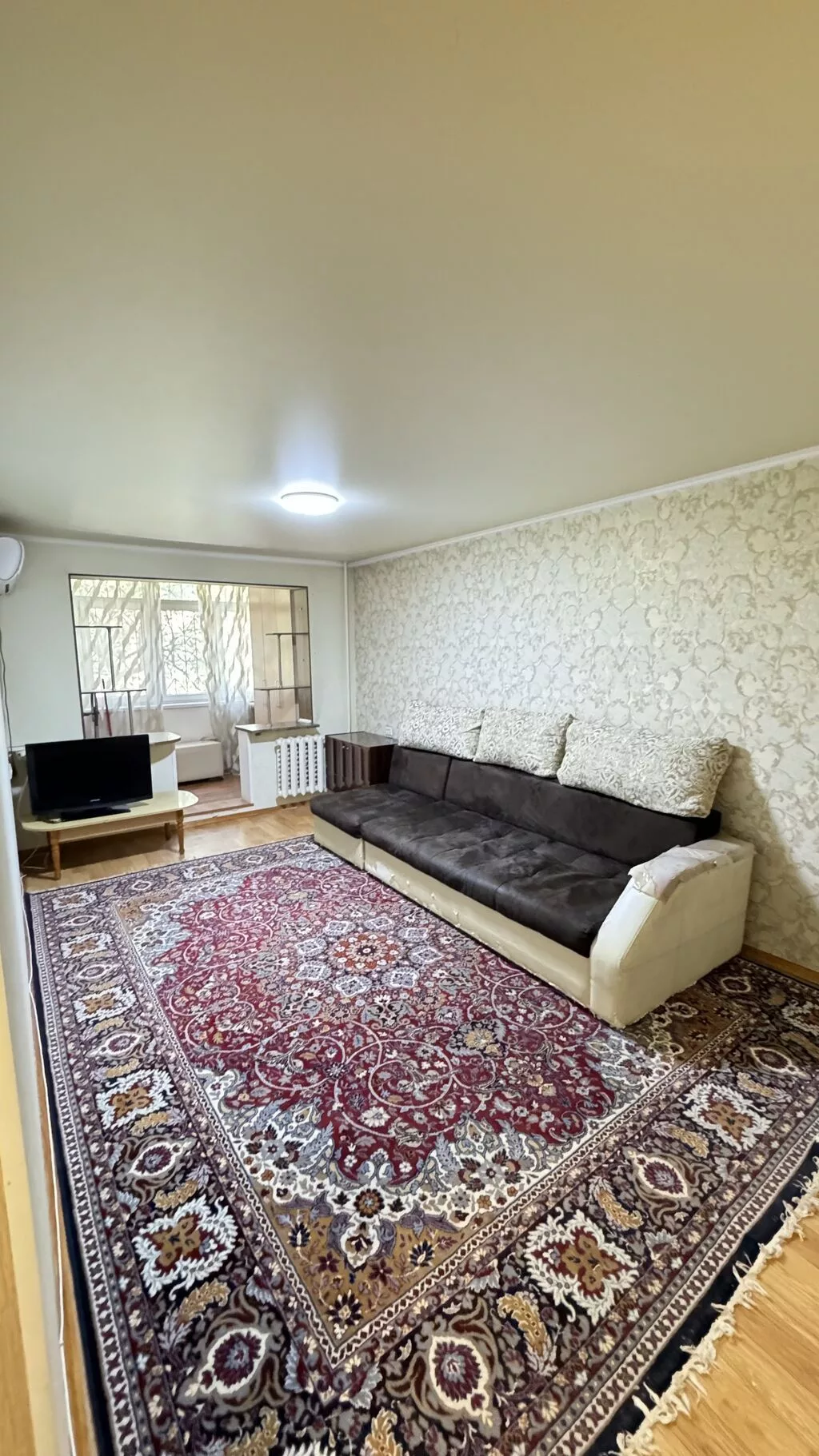 3 комнаты, 58 м², 6 мкр 104 серия, 2 этаж, Косметический ремонт