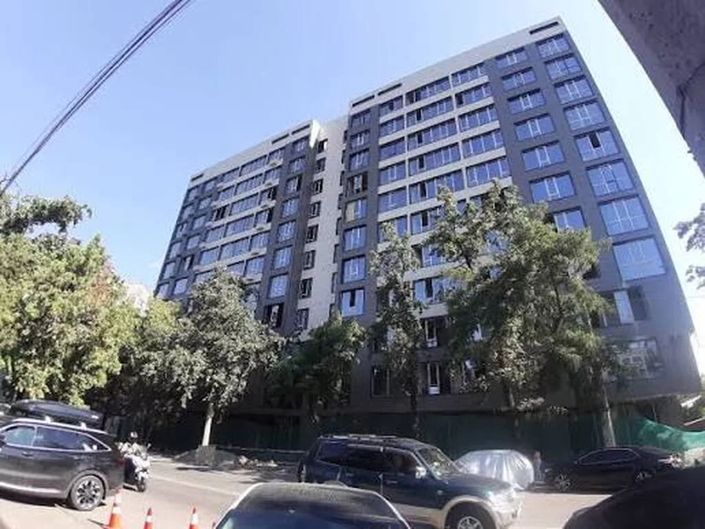 Продажа магазинов В жилом доме, 500 м², Утеплен, Цокольный этаж этаж