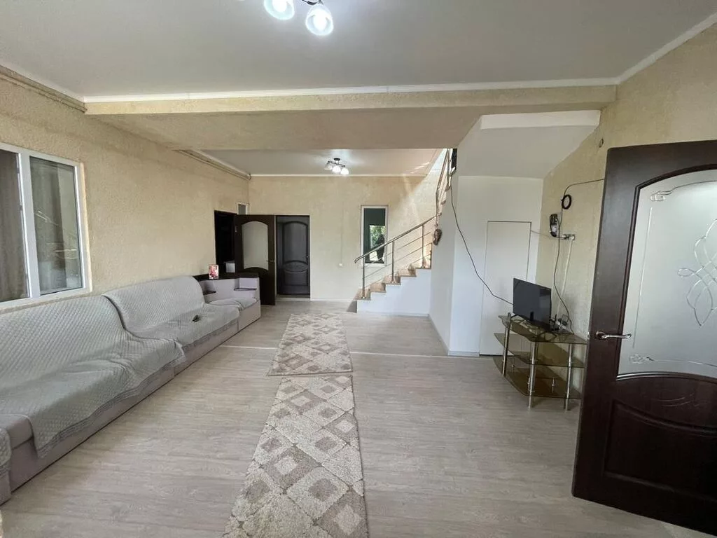 280 м², 6 комнат, Семейным