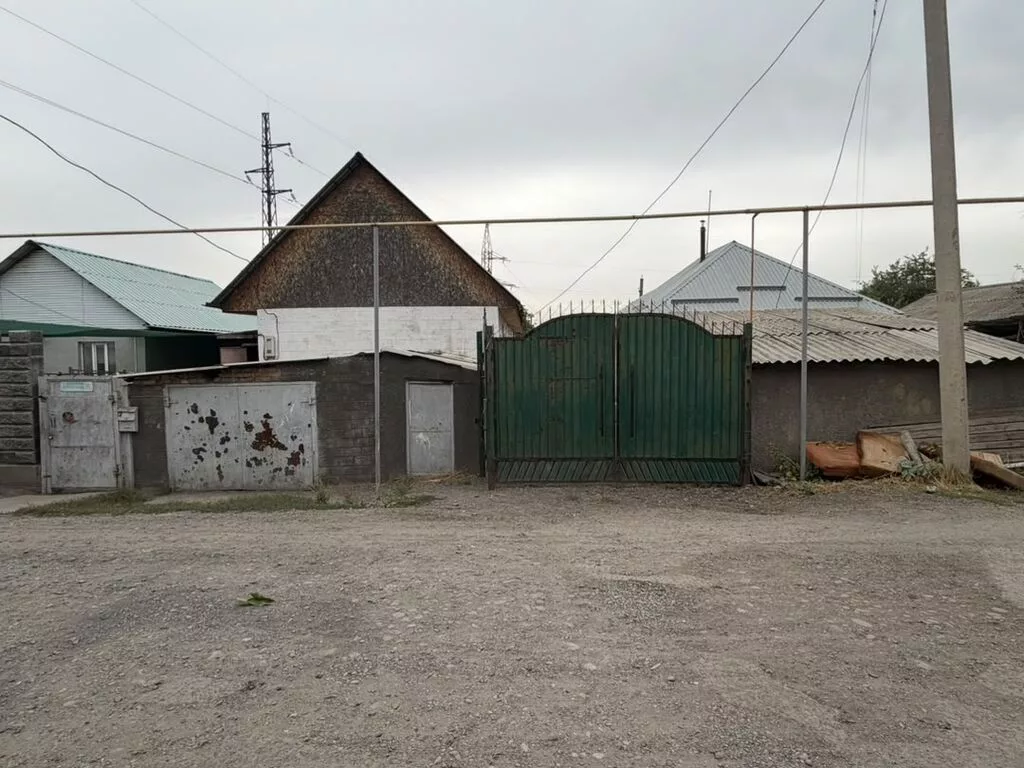 Продаю дом 4 соток. 60 000