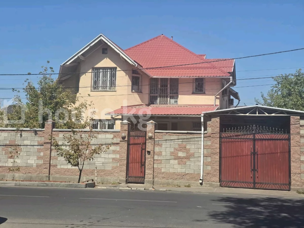 Продажа, дом, 6 и более-комн.: Чуйская область / Бишкек, город Бишкек, Матросова — за 46 422 700 сом