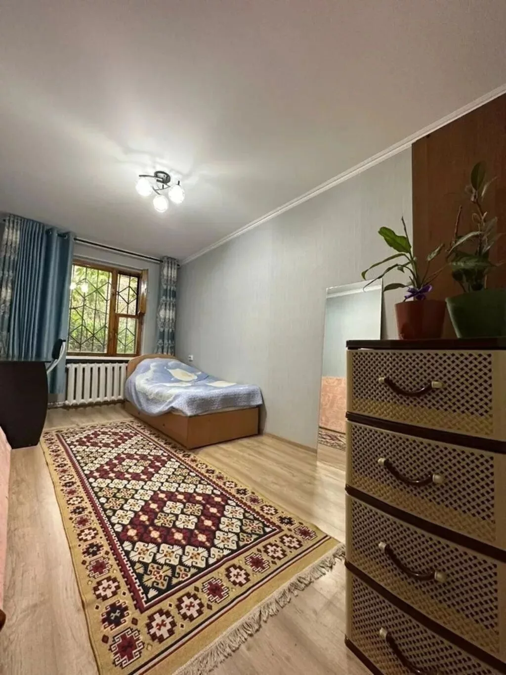3 комнаты, 59 м², 10 мкр 104 серия, 1 этаж, Косметический ремонт