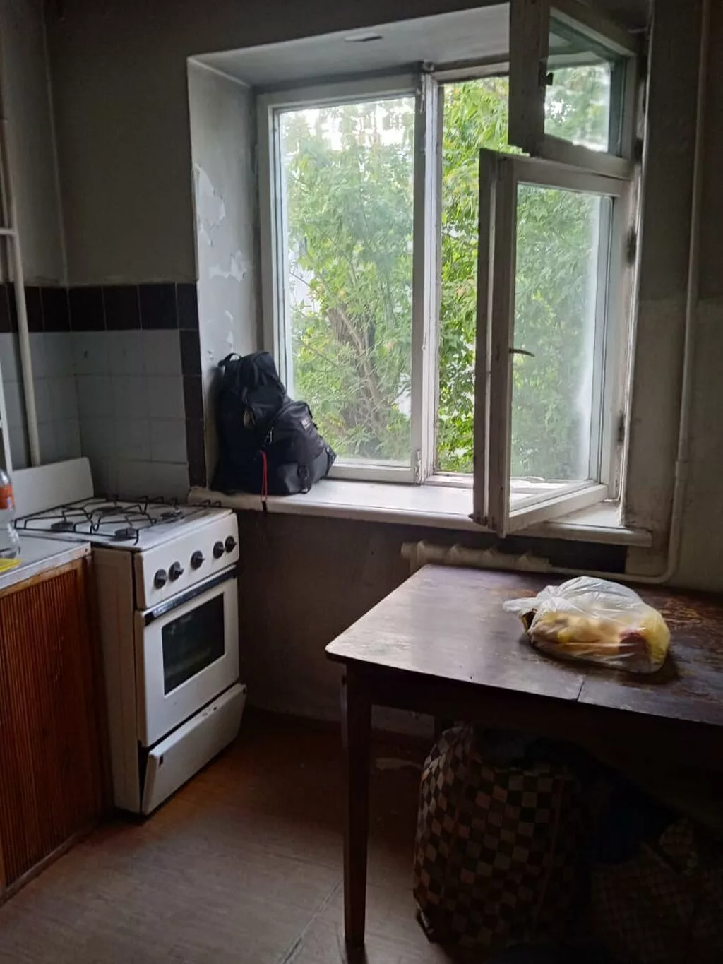 2 комнаты, 44 м², Караван ТРЦ Индивидуалка, 3 этаж, Старый ремонт