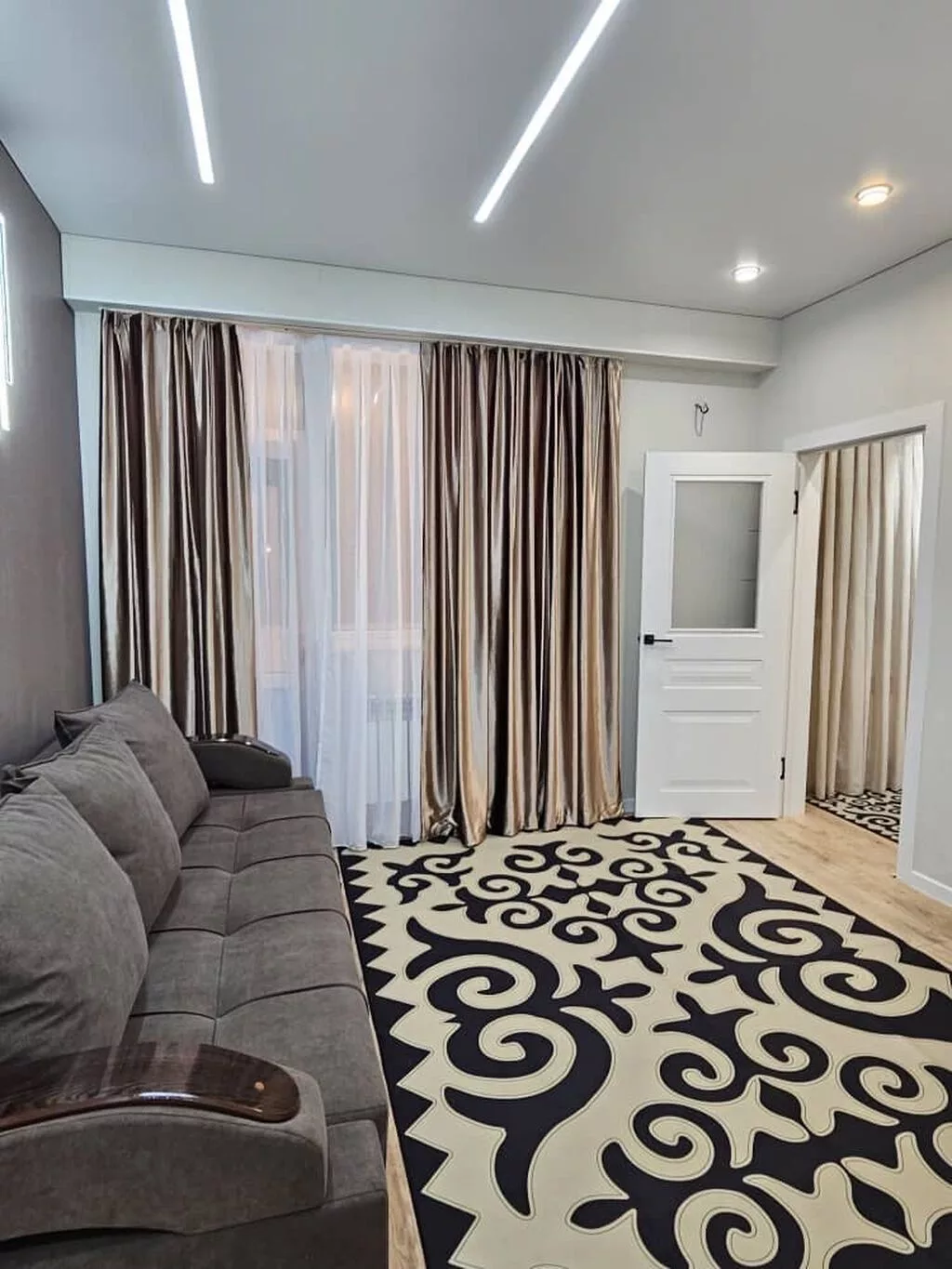 1 комната, 30 м², Таатан ТЦ Элитка, 2 этаж, Дизайнерский ремонт
