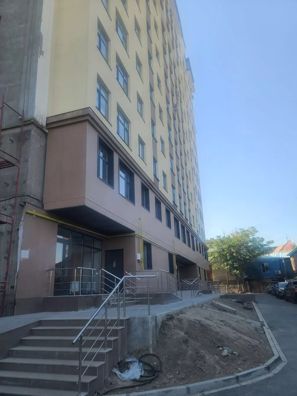 Сдаю The entire office: Сдаю IT company, 76 м², В жилом комплексе, С ремонтом, С отдельным входом