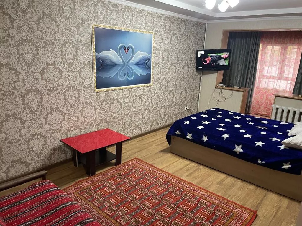 1 комната, 33 м², Боконбаева/Уметалиева 104 серия, 1 этаж, Евроремонт