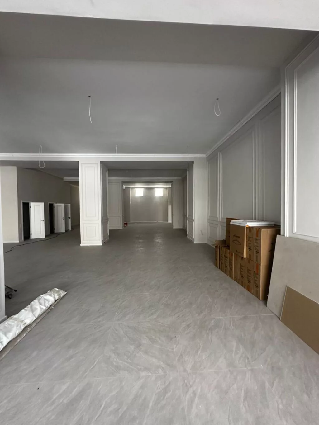 The entire office: Колл-центр, IT company, Банковское отделение, 354 м², В жилом комплексе, С ремонтом, 1 линия