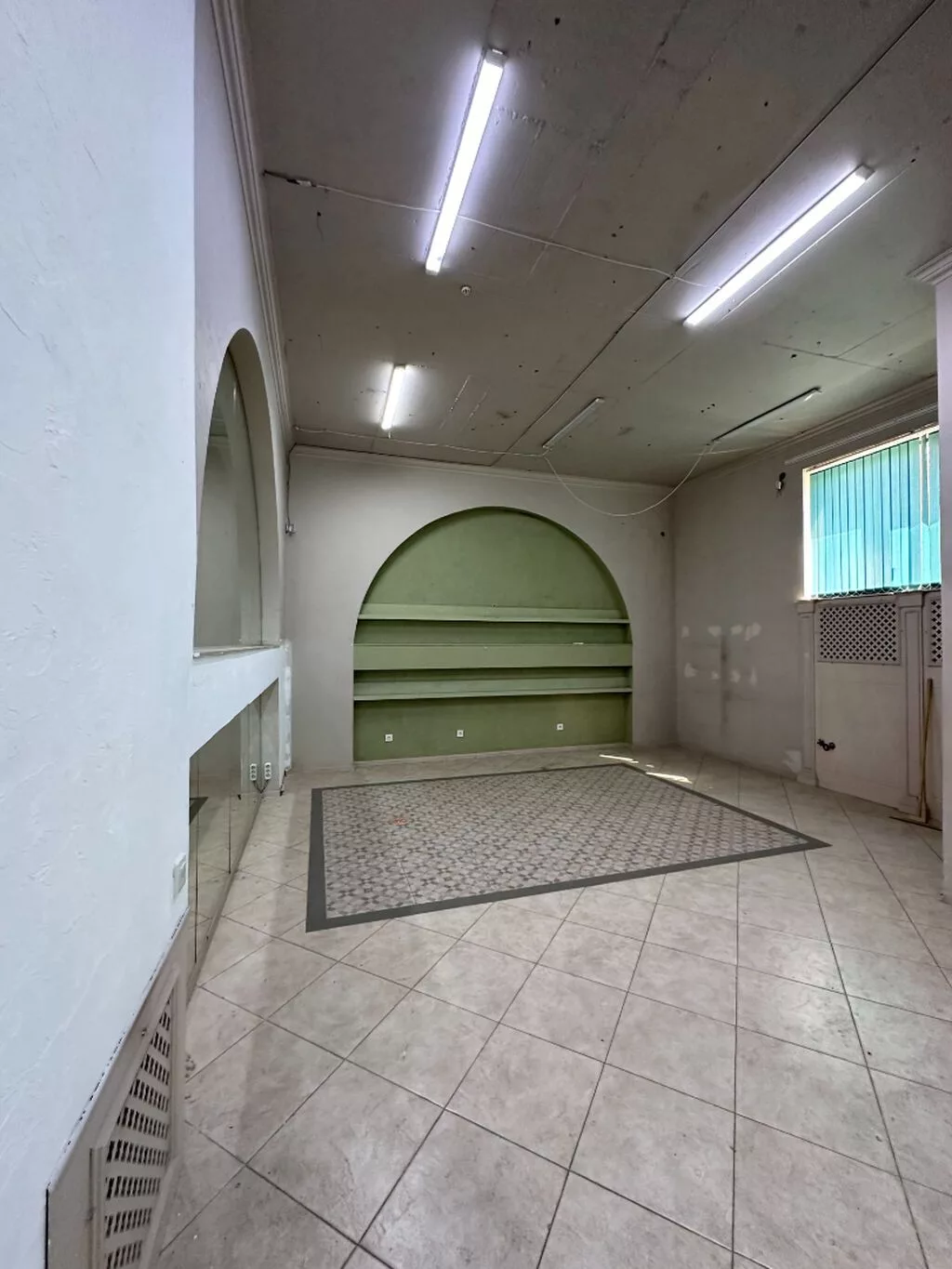 Аренда офисов, 163 м², В жилом комплексе, С отдельным входом, С отдельным сан узлом, С юридическим адресом
