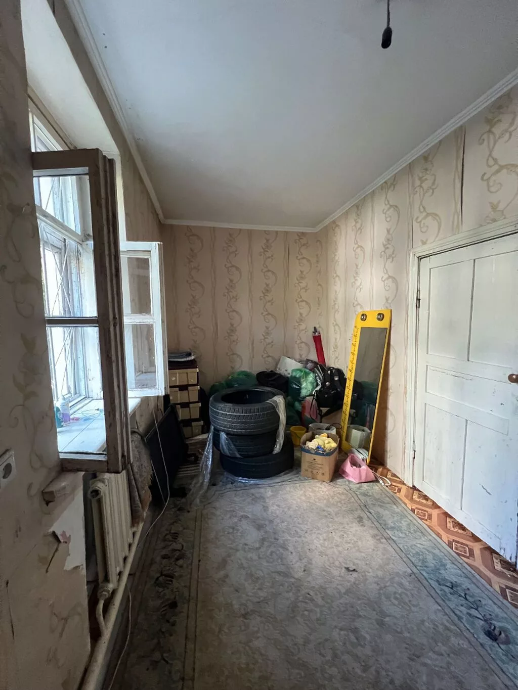 2 комнаты, 45 м², Космос Индивидуалка, 1 этаж, Старый ремонт