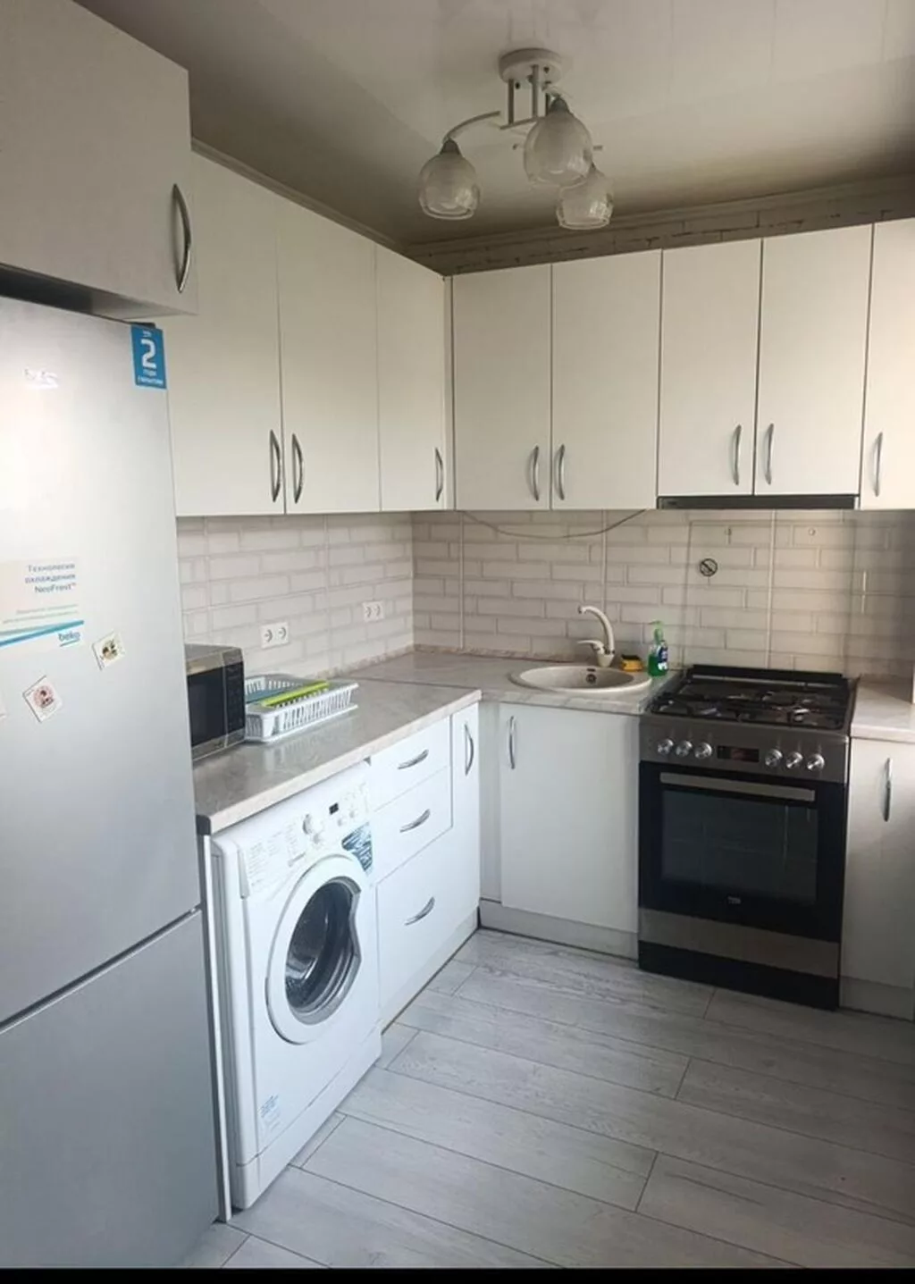 🏡 Сдается 2-х комнатная квартира 📍 адрес: Бишкек парк ✨ Серия: 104