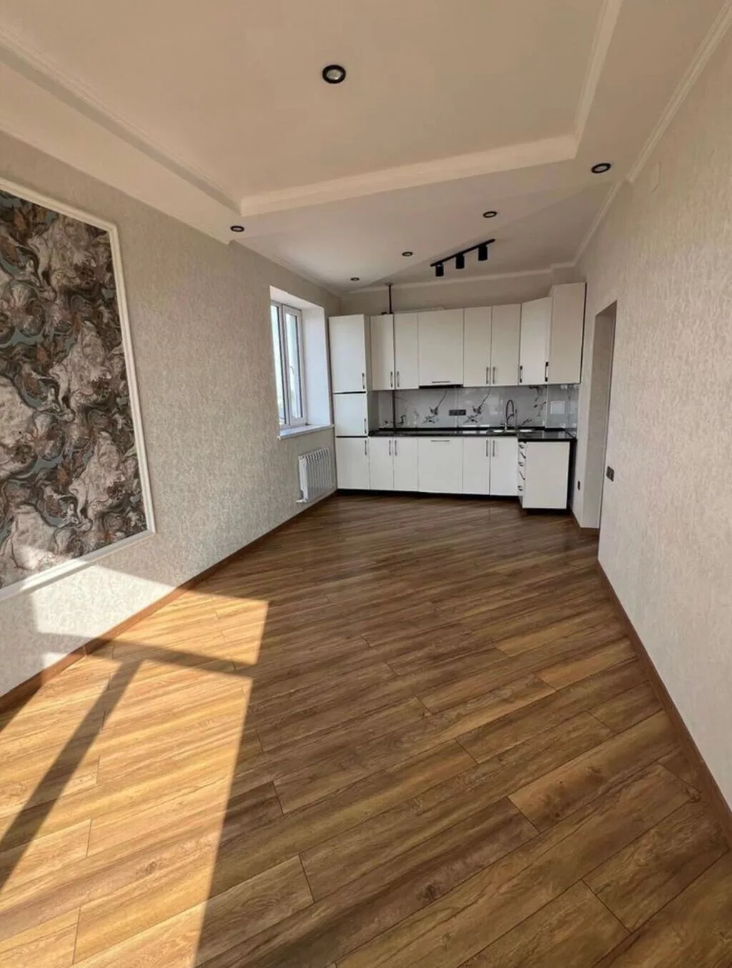 2 комнаты, 43 м², Кара-Жыгач ж/м Индивидуалка, 3 этаж, Евроремонт