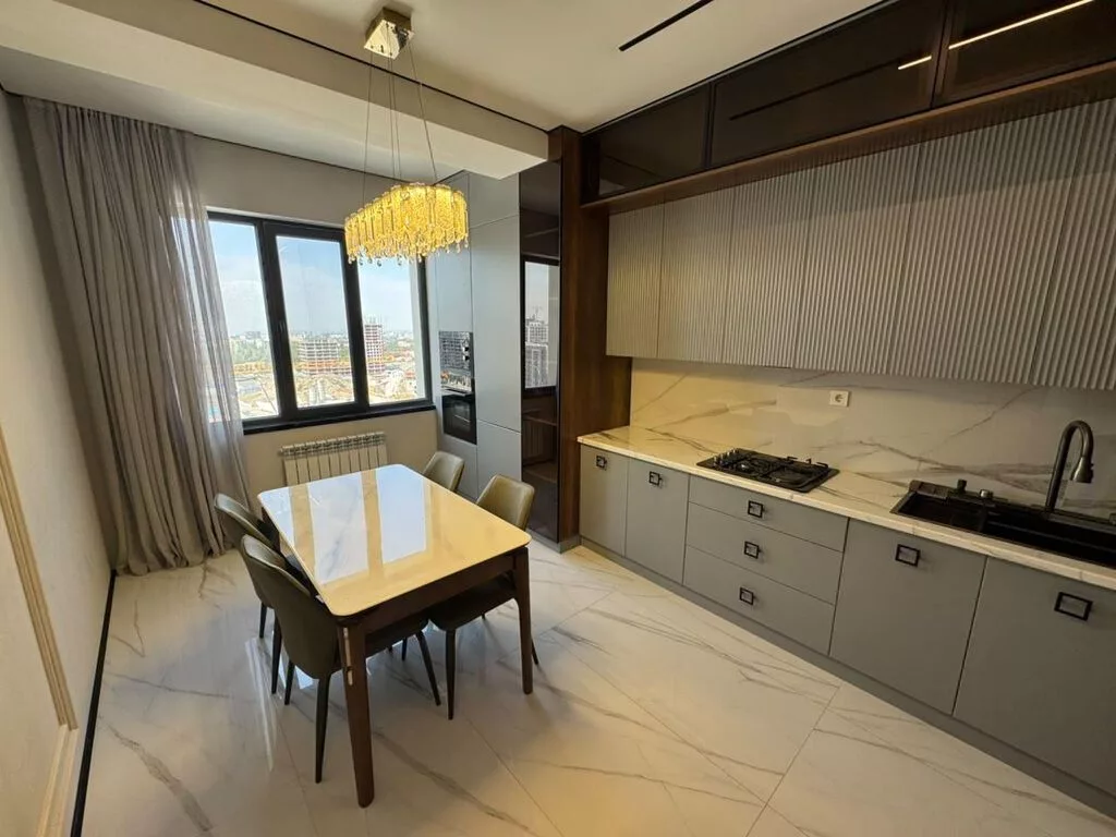 2 комнаты, 78 м², Асанбай мкр Элитка, 13 этаж, Дизайнерский ремонт