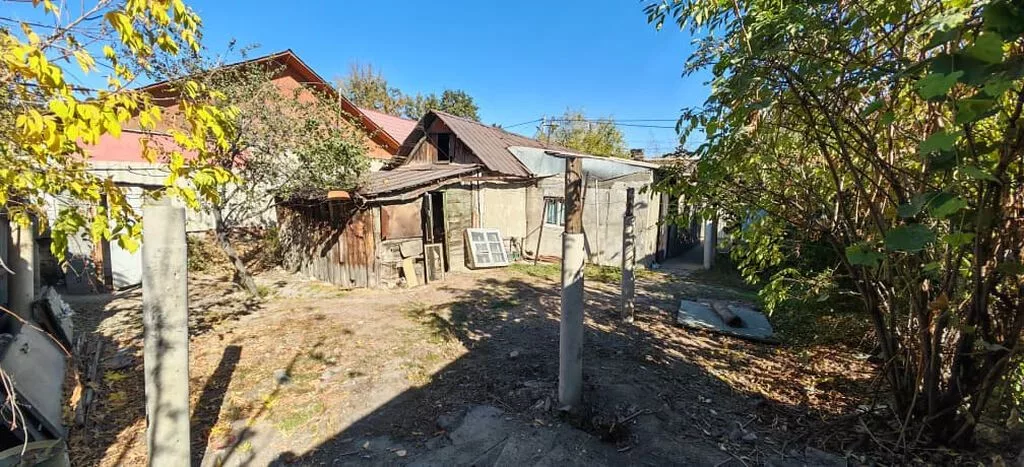 3 комнаты, 72 м², 3 соток, Бишкек, Аламединский рынок / базар Агентство недвижимости