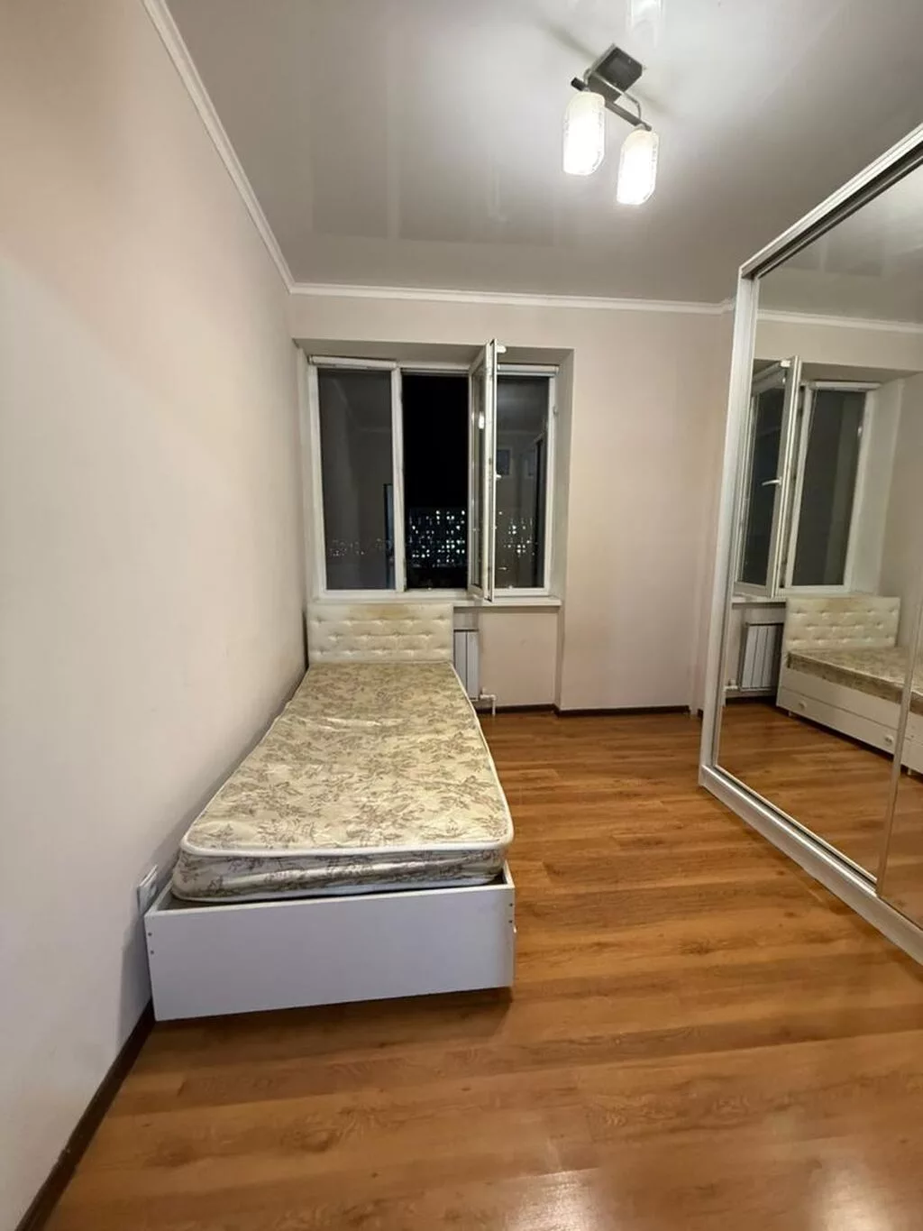 2 комнаты, Тунгуч мкр Собственник, Семейным, С мебелью частично
