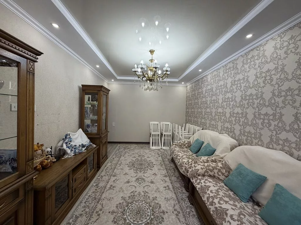 4 комнаты, 106 м², 106 серия улучшенная, 4 этаж, Дизайнерский ремонт
