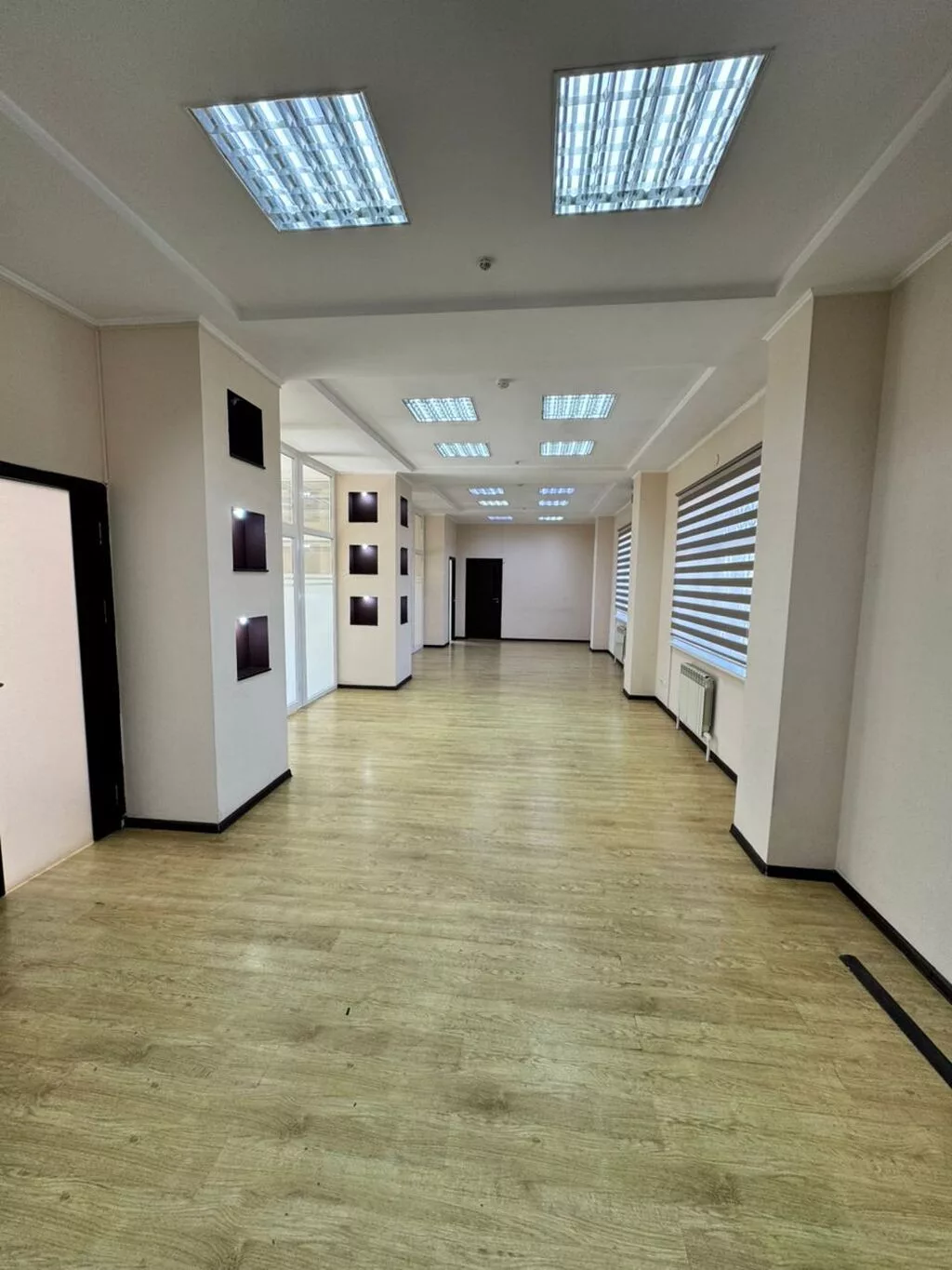 Сдается офис 160 Район: гор гаи ( техно парк ) 4 кабинета кухня, сан