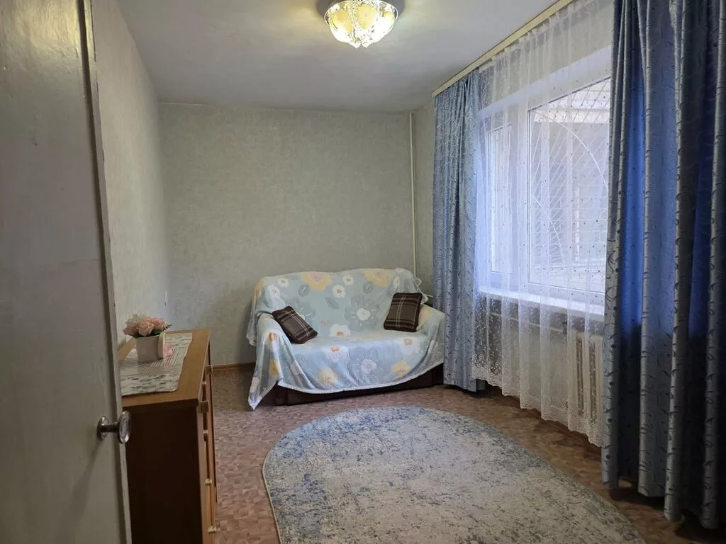 2 комнаты, 44 м², 4 мкр 104 серия, 1 этаж, Косметический ремонт