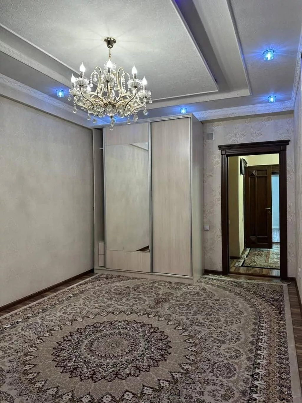 3 комнаты, Парк Т.Сатылганова, Семейным