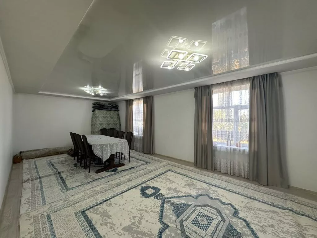 4 комнаты, 180 м², 5 соток, Кунтуу, Агентство недвижимости