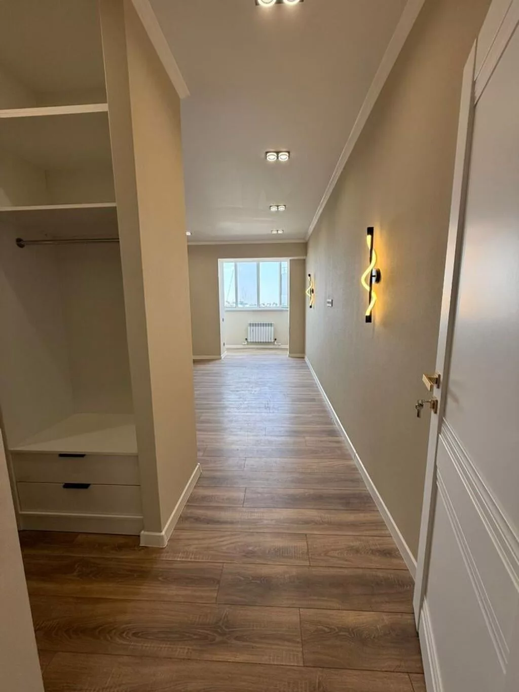 2 комнаты, 72 м², Кок-Жар мкр 9 этаж, Евроремонт