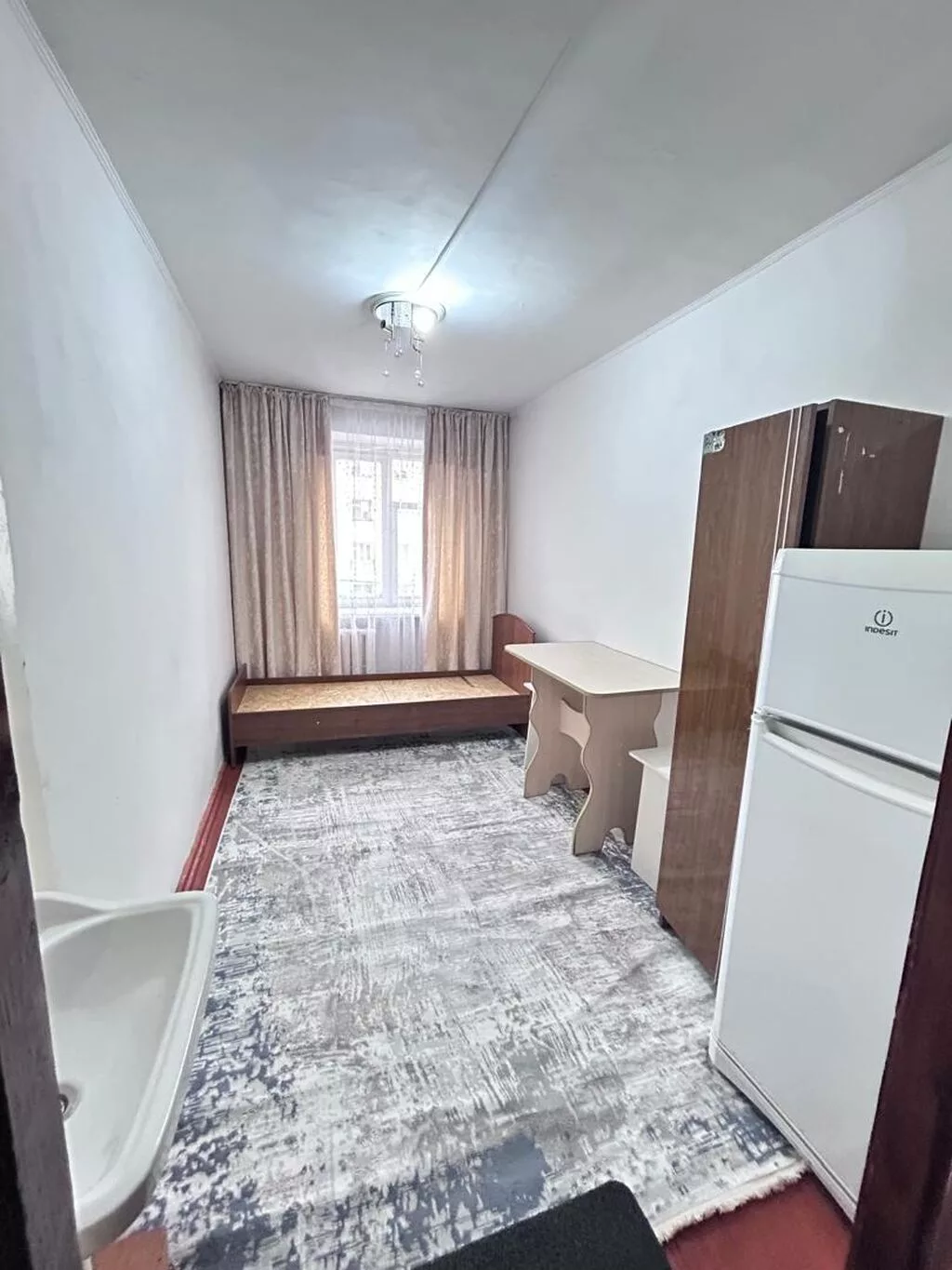 1 комната, 10 м², ул. Ахунбаева / Малдыбаева Гостиничный тип, 3 этаж, Косметический ремонт