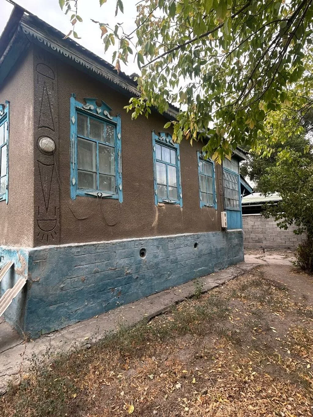 5 комнат, 80 м², 7 соток, Кара-Балта, Собственник