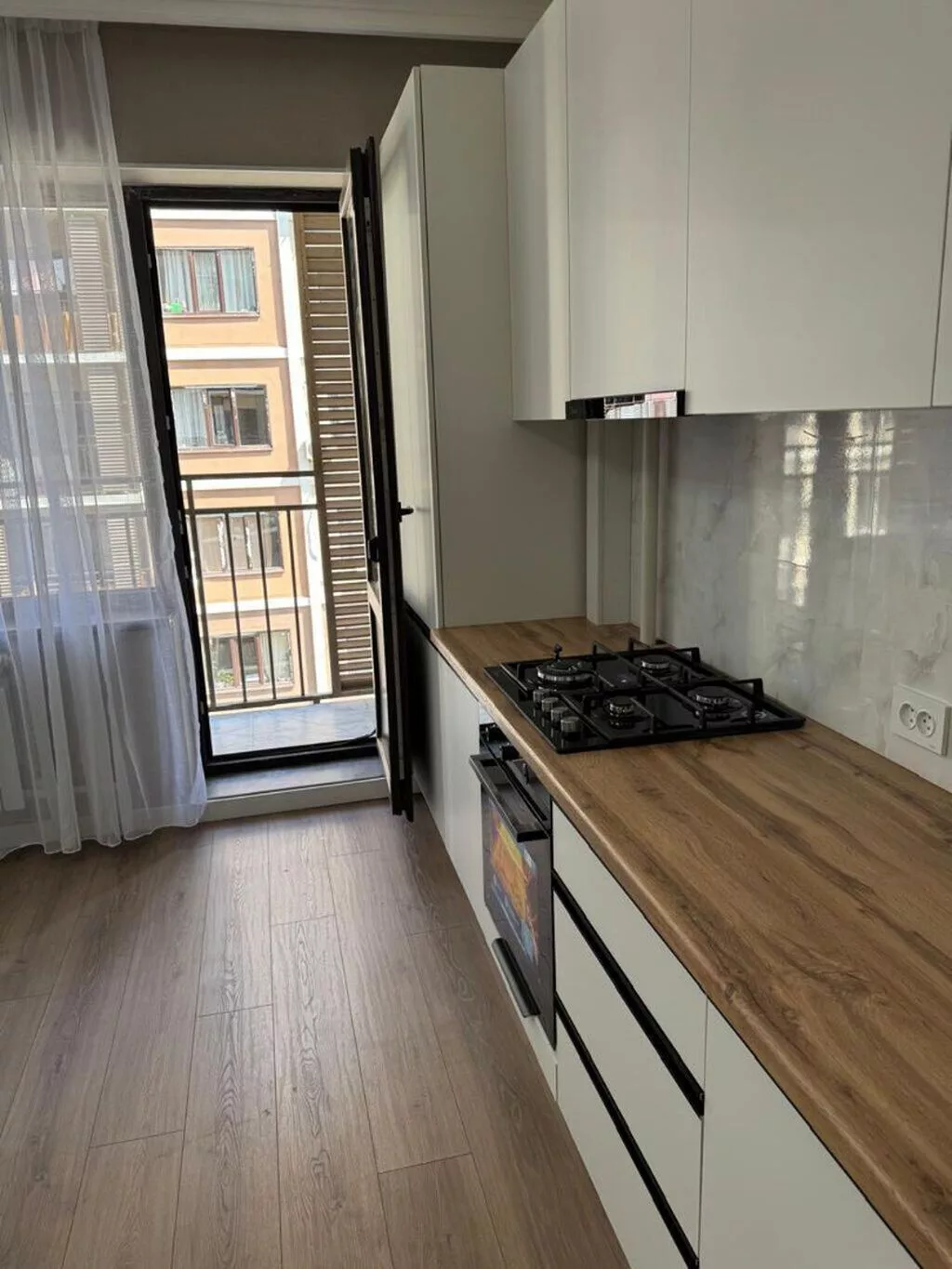 2 комнаты, 70 м², Нижний Джал (Джал-23) Элитка, 5 этаж, Свежий ремонт