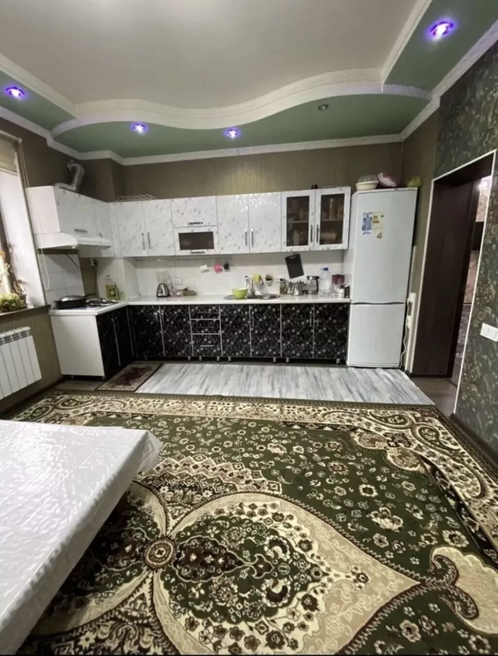 250 м², 5 комнат, Без животных