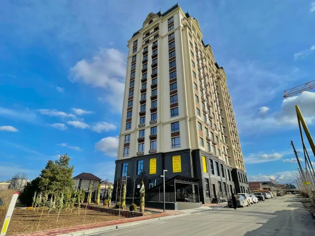 Аренда офисов, 55 м², В жилом комплексе, 1 линия